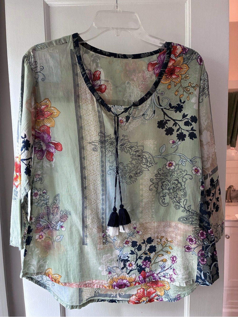 Asian Print Floral Tassel-Detail Women's Tunic Top - Sage Green